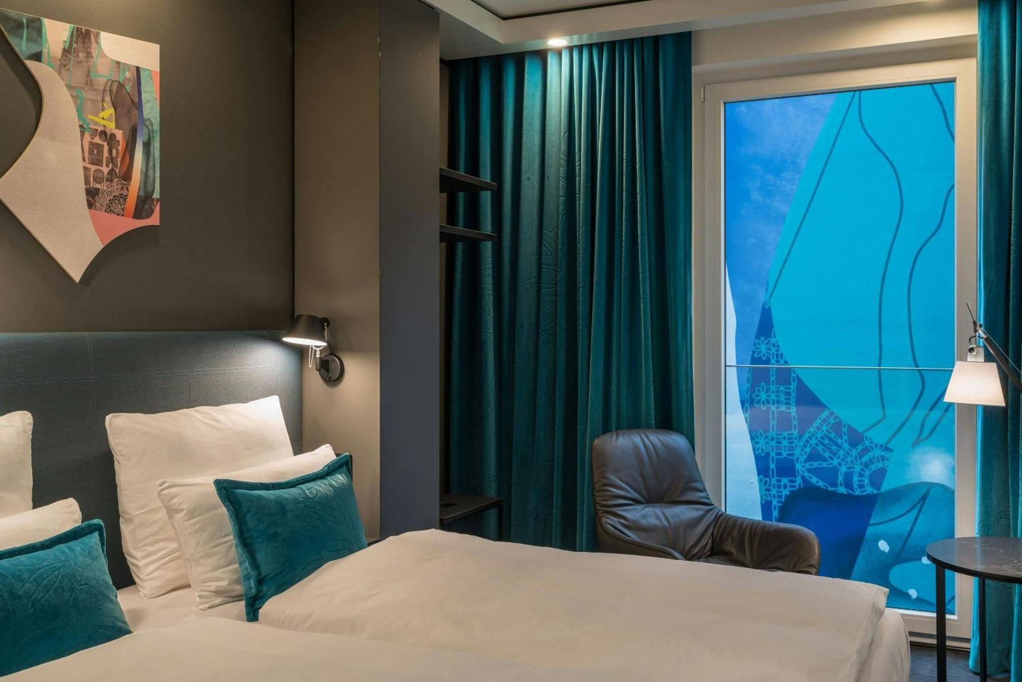 Motel One Berlin-Alexanderplatz — Photos 3